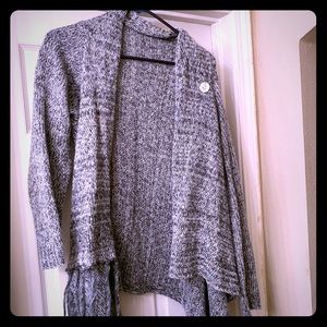 Grey Knot Open Sweater w/ button